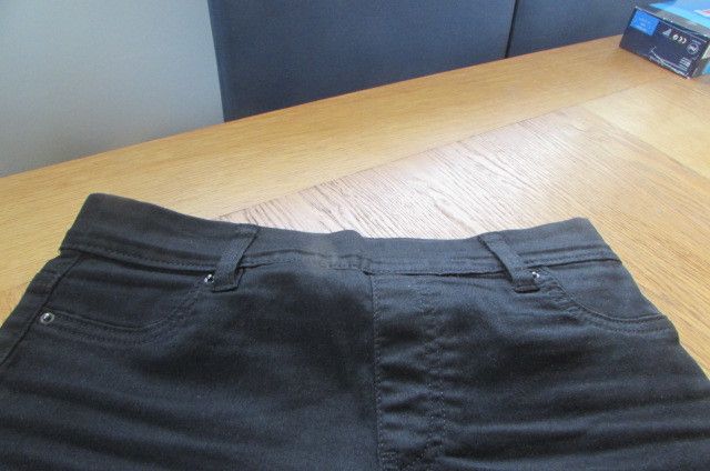 Ladies Black Jeggings for Sale