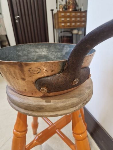 Copper pan
