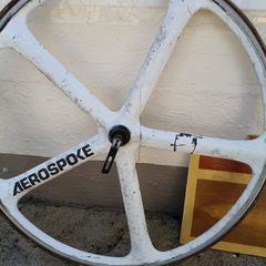 Bicycle wheel