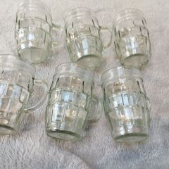 Vintage 70s collectable barrel glasses with handles