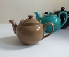 Stylish Small Teapot by Dudson Vitrified Stoneware, Hanley, England, Holds 300 ml, Half a Pint, A Lovely Utility Ware Piece