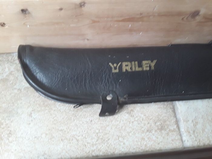 vintage snooker cue