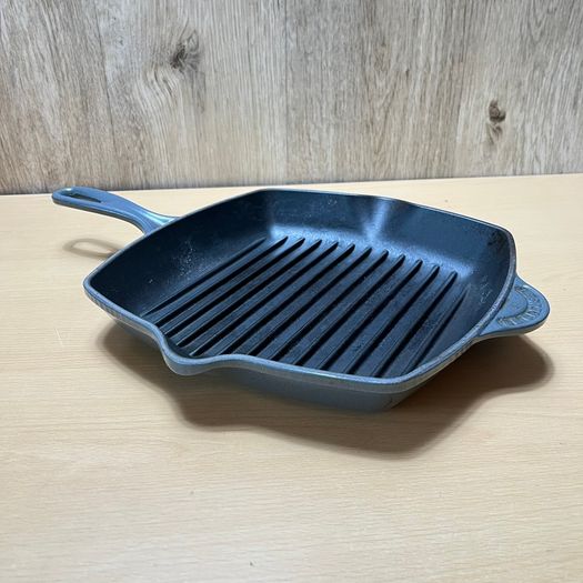 Le Creuset Signature Griddle Skillet Frying Pan 26 Grey Cast Iron