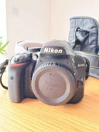 Nikon D3400 + 18-55mm VR + 10-20mm VR Wide Angle + Lowepro Bag Full Kit
