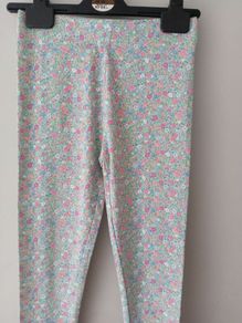 girls leggings aged 9-10 NEW.  . 2. pairs