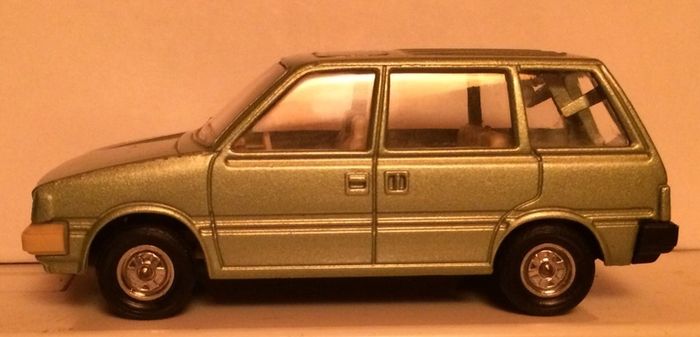 Solido Nissan Prairie
