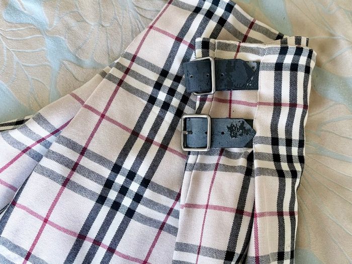 Real Vintage Burberry Tartan Skirt Size UK6 (XS)