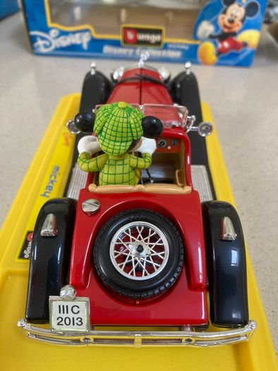 Disney Mickey Mouse Mercedes SSKL 1/24 Burago
