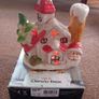 Snow White ceramic house Image 5