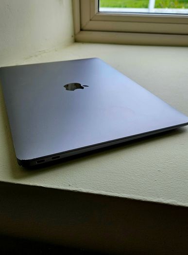 Apple Macbook Air M1(2020) 1tb SSD 16GB RAM