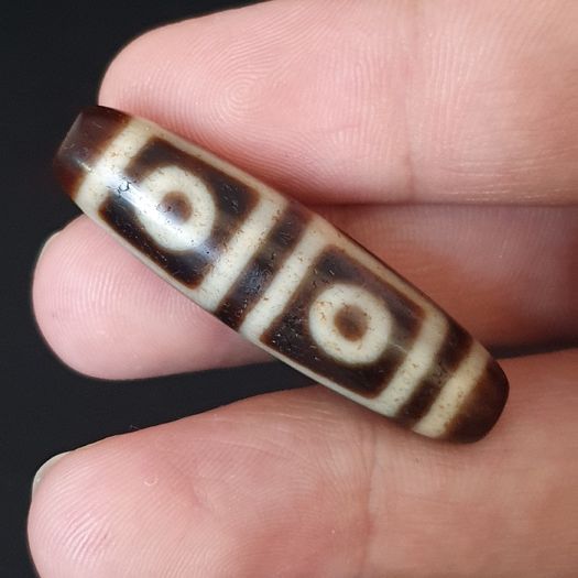 Antique Himalayan Tibetan 4 Eyes Agate Dzi Bead Amulet