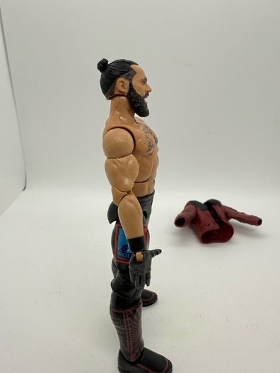 wwe elite series 93 Seth Rollins action figure