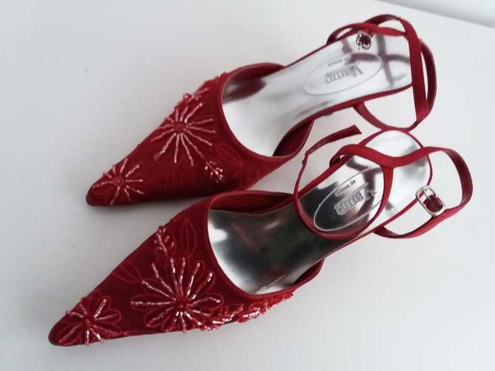 Red Shoe