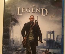 I Am Legend [2007] Will Smith, Alice Braga, Willow Smith & Emma Thompson [Blu-ray Movie]