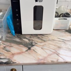 Tommee Tippee UV sterilizer