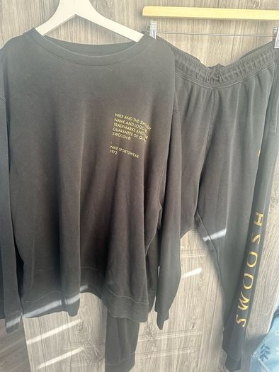 Nike Swoosh Tracksuit - XL