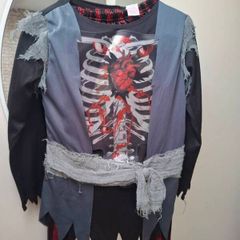 Pirate costume Halloween