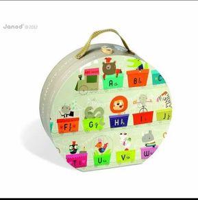 Hat Boxed 27 pcs Giant Circus Animals Alphabet Puzzle by Janod 3 years+