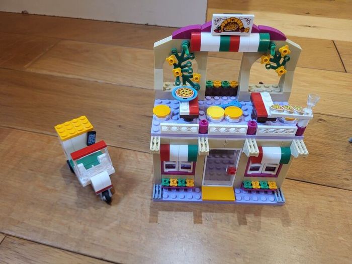 Lego Friends sets