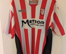 Vintage 2009  Derry City Home jersey Shirt O'Neills League of Ireland