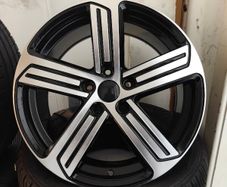17" r style alloy wheels Vw golf caddy Passat Jetta Scirocco T4 Eos Touran Sharan Tiguan  D12 Finance