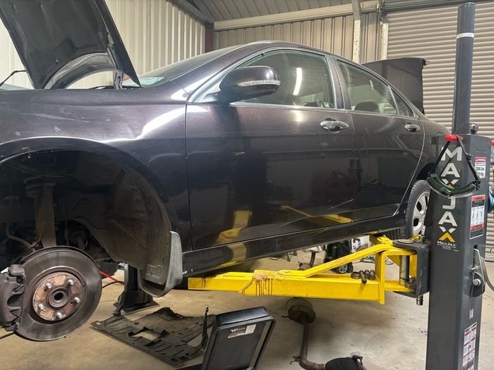 2006 Honda Accord Automatic - Breaking for Parts