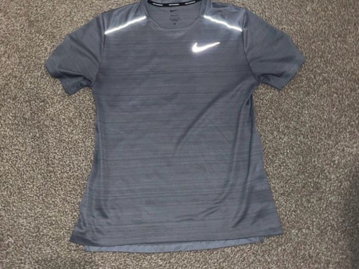 Grey Nike miler set