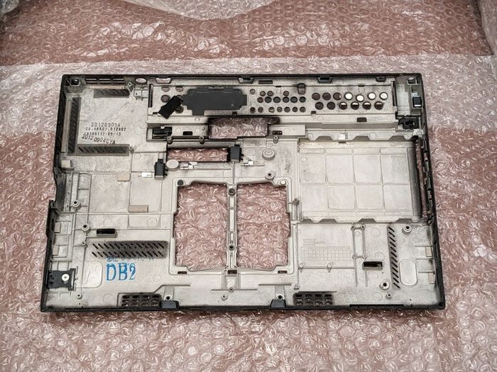 Thinkpad X230 bottom cover