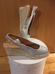 OGETTI Silver Slingback Espadrille Sandals 39 New