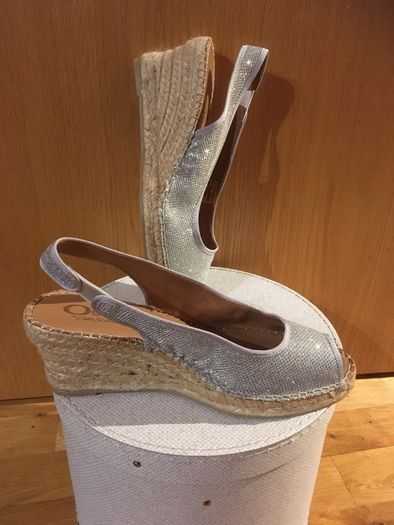 OGETTI Silver Slingback Espadrille Sandals 39 New
