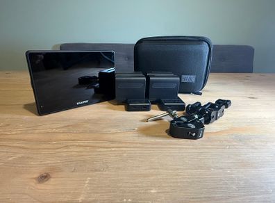 Lilliput HT7S 7inch 2000 Nit Field Monitor Complete Kit 4x NPF970 Batteries SmallRig Adapter & Case