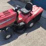 Castle garden ride on Lawnmower Image 4