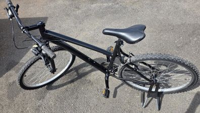 Rockrider ST50 26   Mountain Bike   Frame 19   Like New