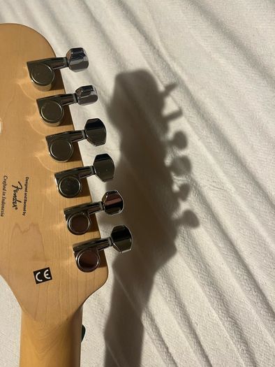 Fender Stratocaster squier tuners machine heads