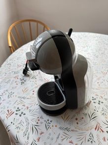 Krups Dolce Gusto coffee machine