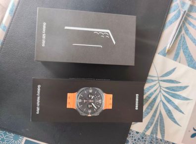 Samsung  s25 ultra , with Samsung watch ultra !