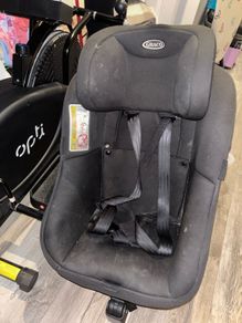 Graco swivel car seat