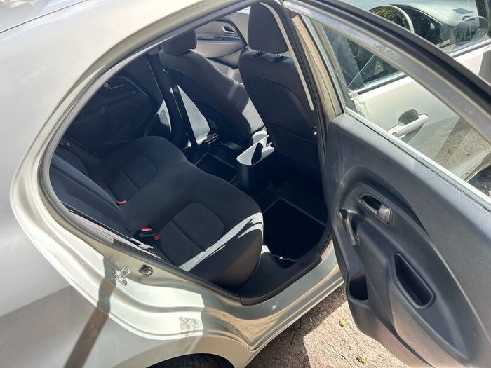 Kia Rio 2012