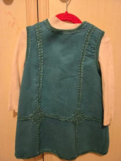 Bundle of 15 girl's Dresses size 2 yo