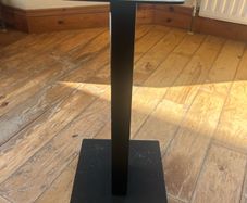 speaker stands
