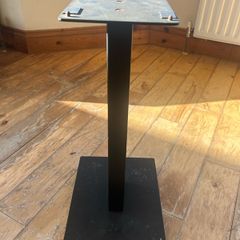 speaker stands