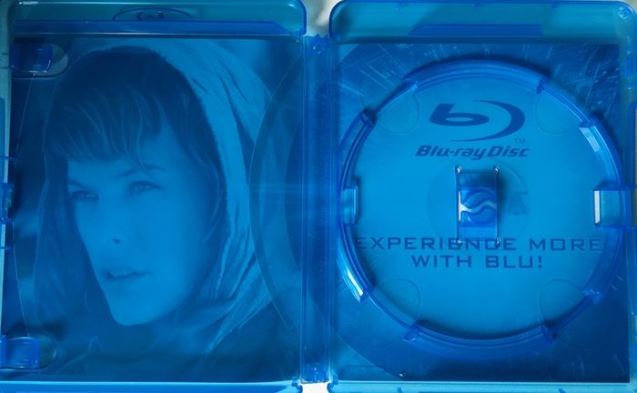 Resident Evil: Extinction [2007] Milla Jovovich, Oded Fehr, Ali Larter & Iain Glen [Blu-ray Movie]