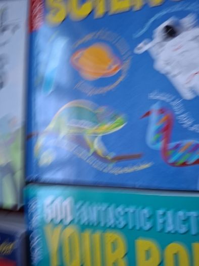 500 Fantastic Facts about science/space/your body/inventions