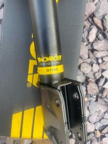Dacia duster rear shock absorber