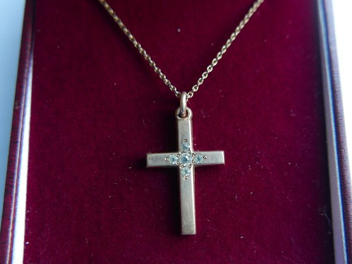 Antique Gold Plated  Cross Pendant Chain Necklace (antique chain clasp) length 17" - 4,7g