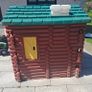 little tikes log cabin Image 3