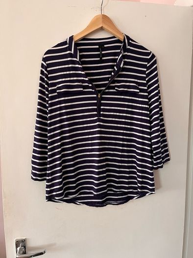 striped top