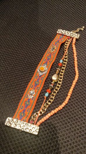Bracelet