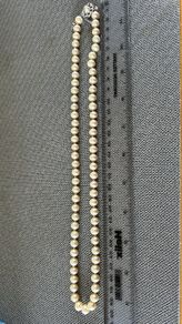 pearl necklace