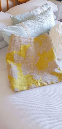 Zara Mini Skirt - Size 10